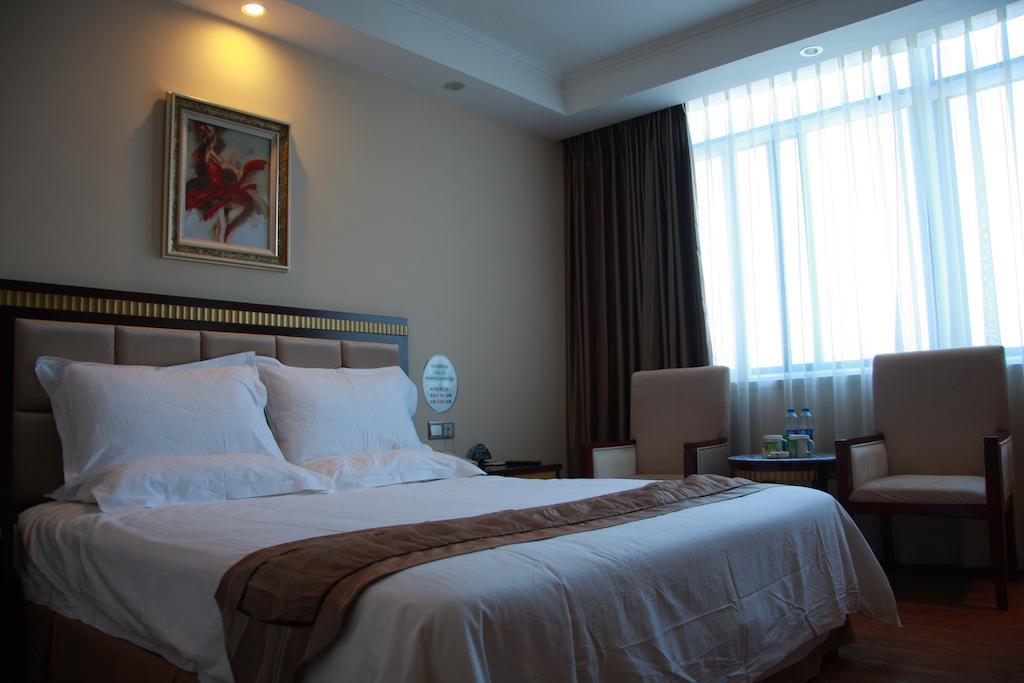 Greentree Inn Guangdong Shantou Chengjiang Road Business Hotel Ngoại thất bức ảnh